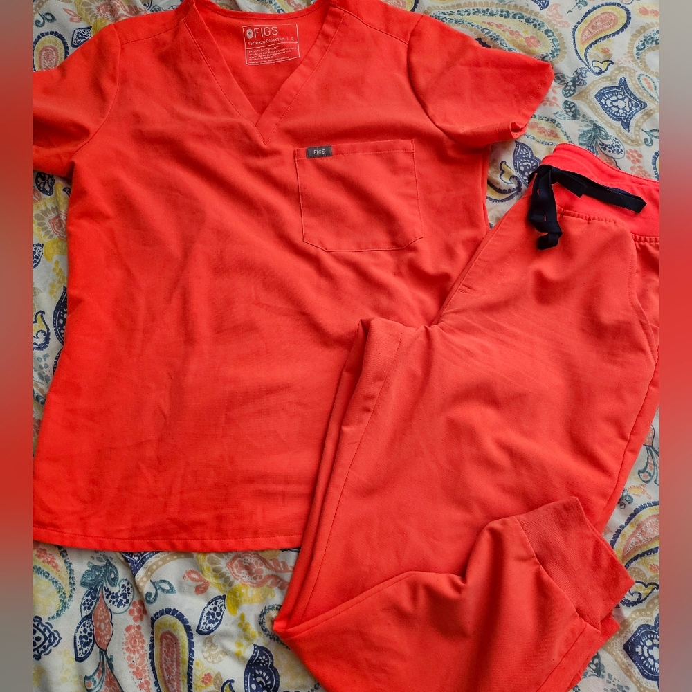 Figs Scrub Set Orange